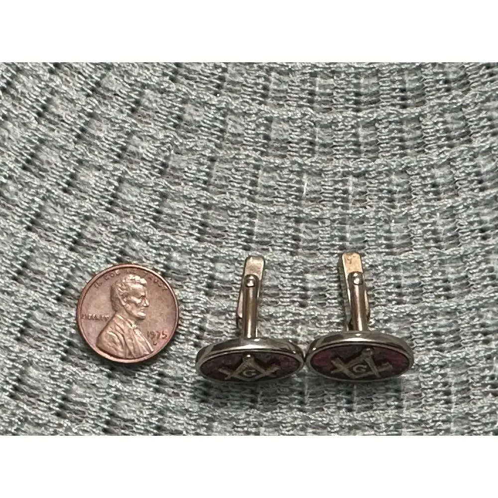 EUC Vintage Freemason Masonic Cufflinks Pair Gold Tone Red Enamel